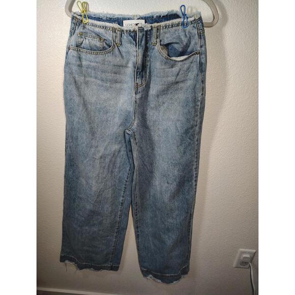 Fashion Nova Straight Wide Leg Jeans Size 7  Light Blue Wash Fringed Denim - Picture 1 of 9